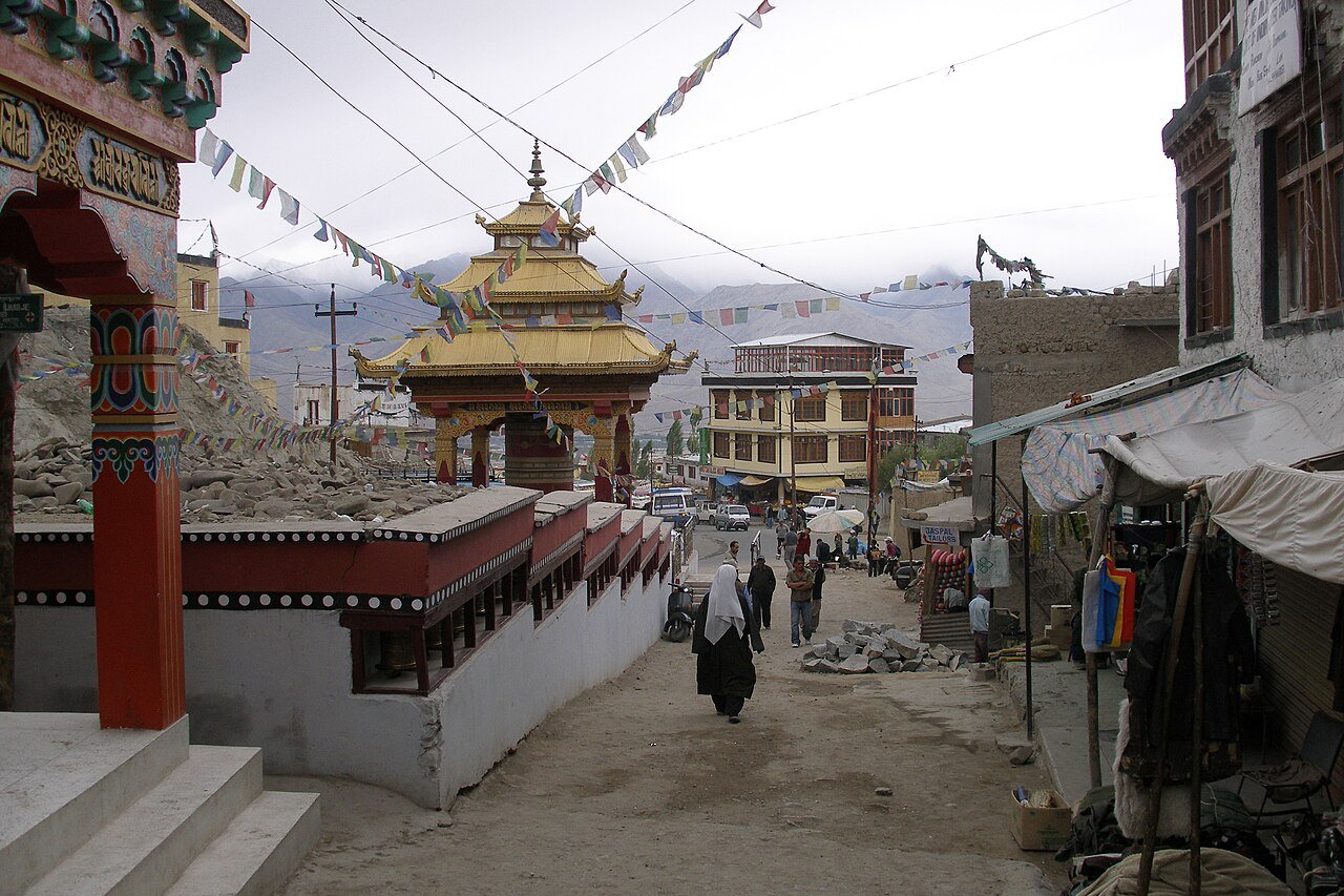Ultimate Guide to Ladakh Motorcycle Expedition